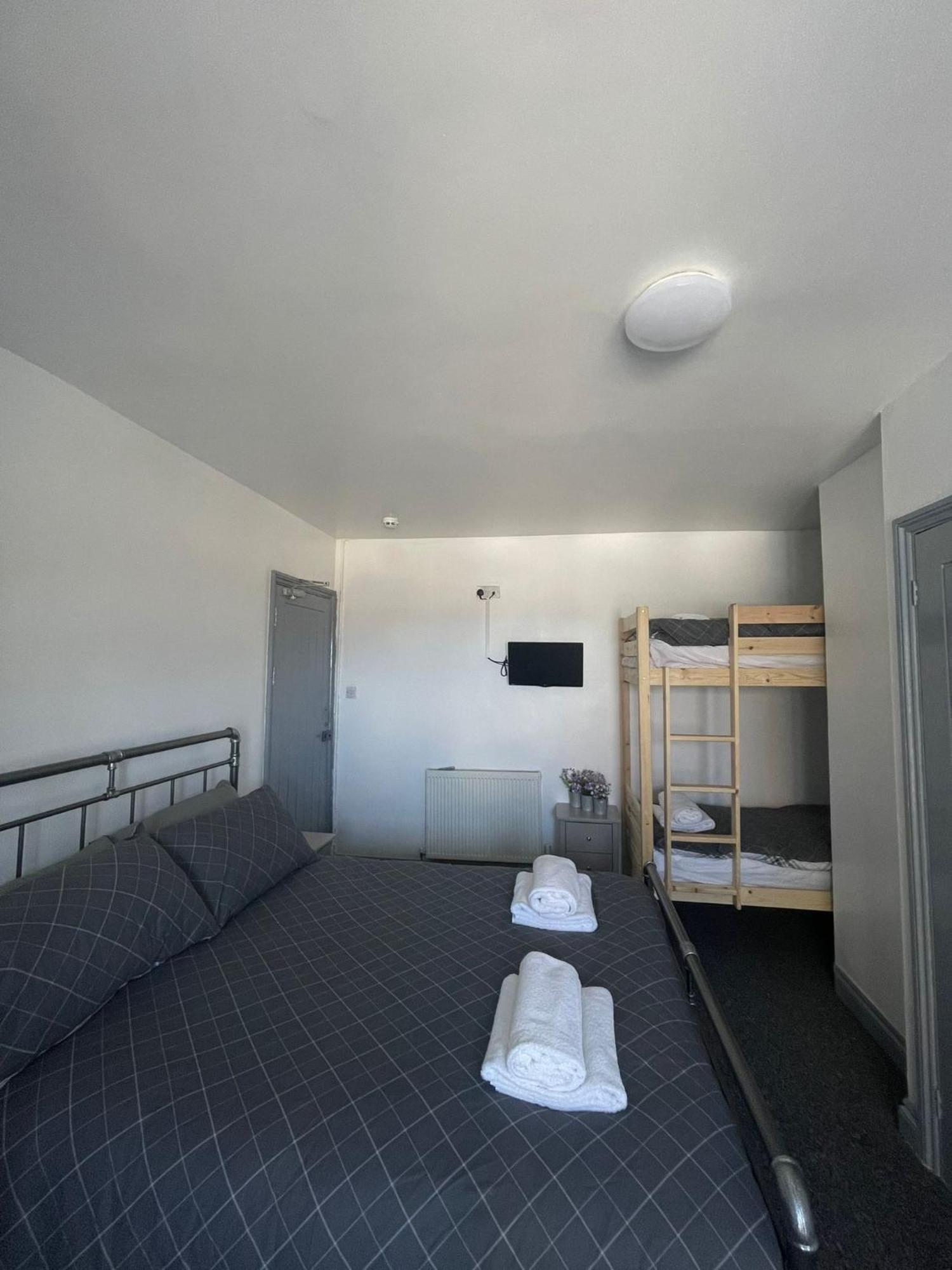 Shore Lodge New Quay Extérieur photo