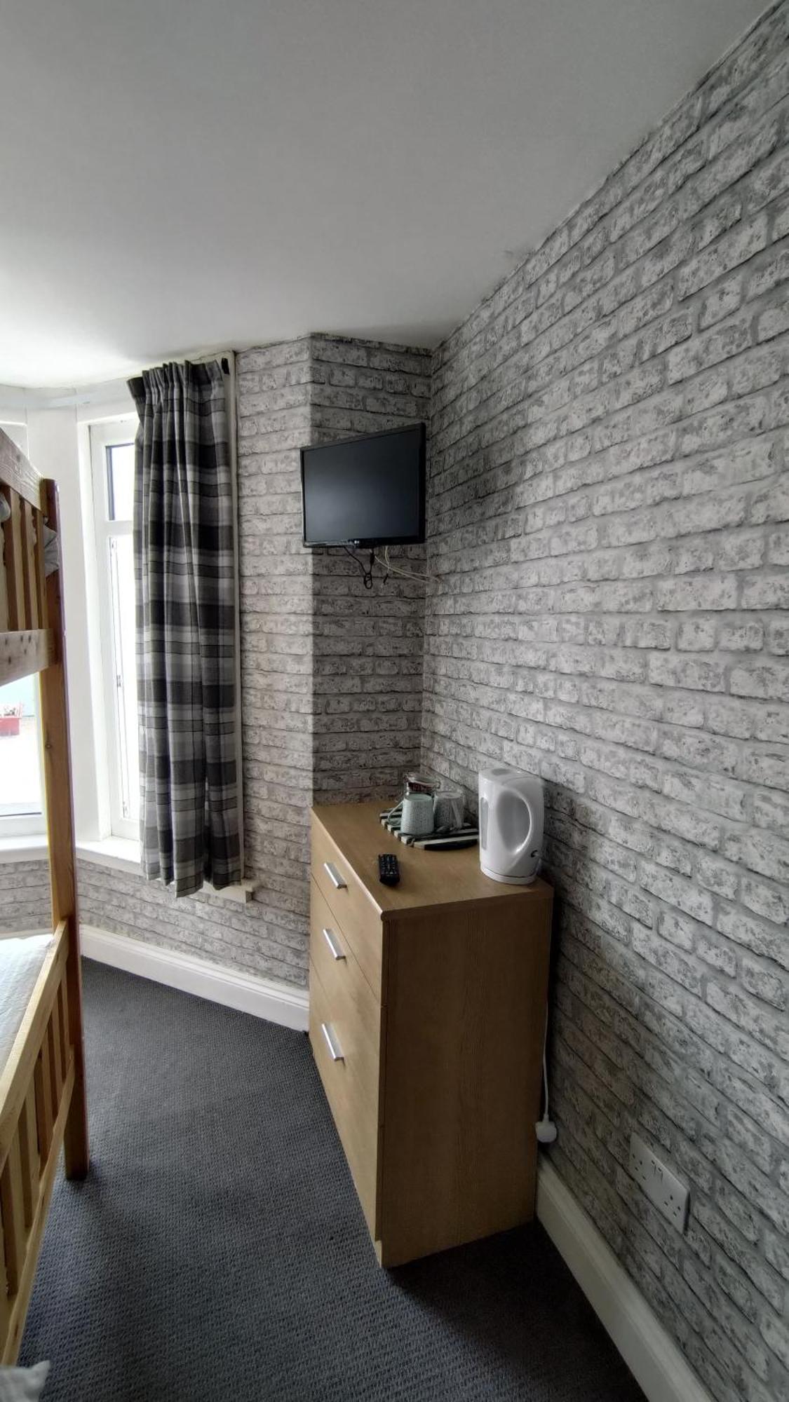 Shore Lodge New Quay Extérieur photo