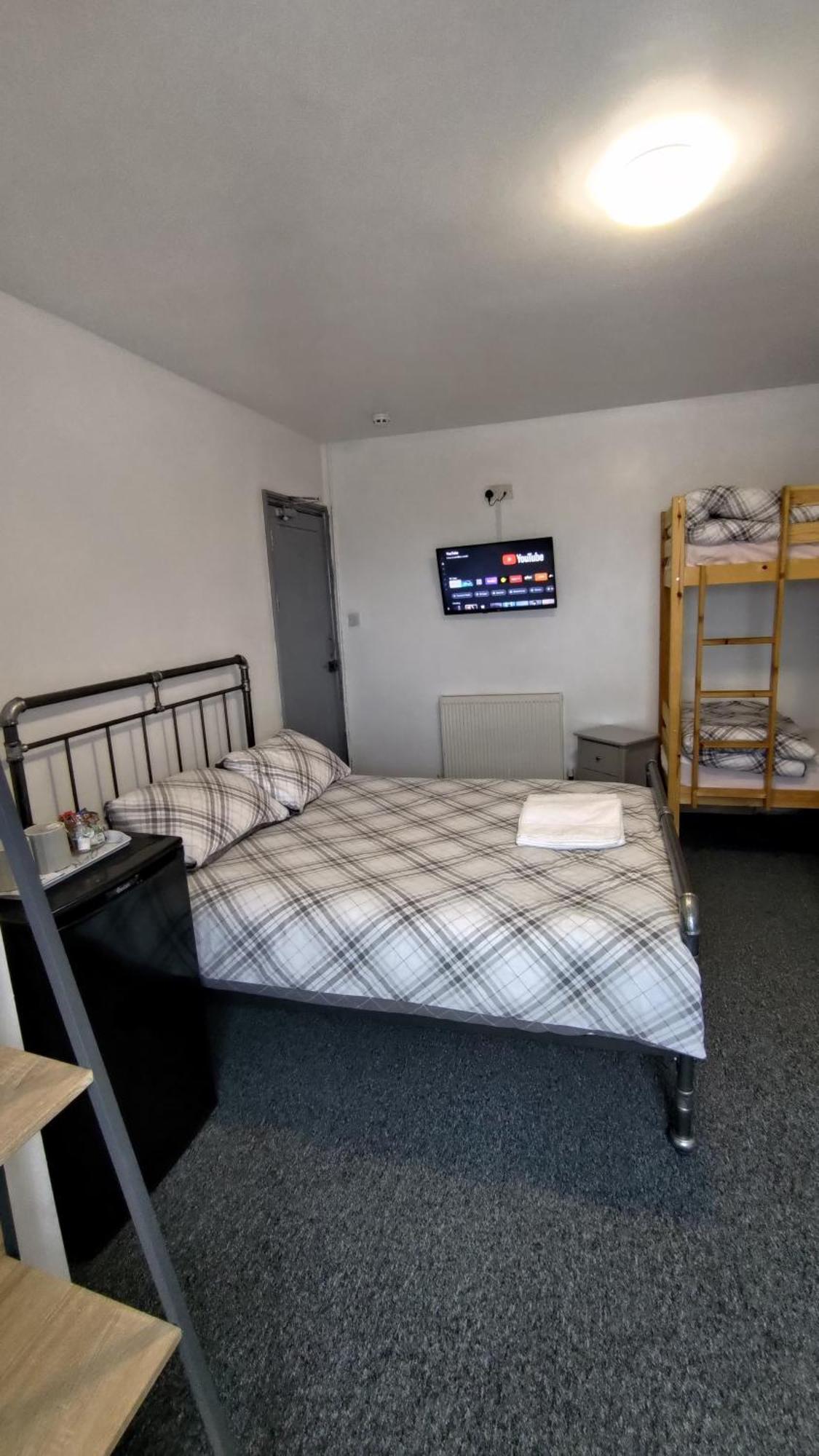 Shore Lodge New Quay Extérieur photo